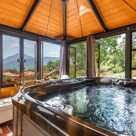 Guest house Les Esseroliettes - Spa Bien-Etre Et Spa De Nage - Massif Des Bauges -Savoie Arith